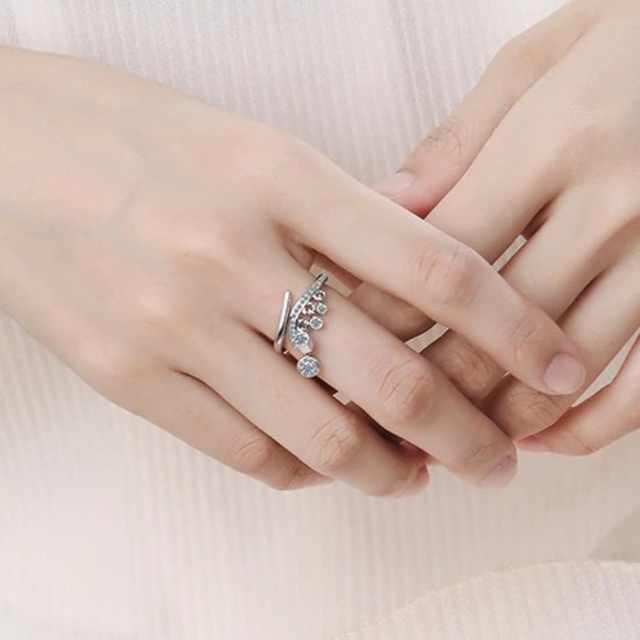 *NEW Sterling Silver Diamond Drop Adjustable Ring - Picture 4 of 8